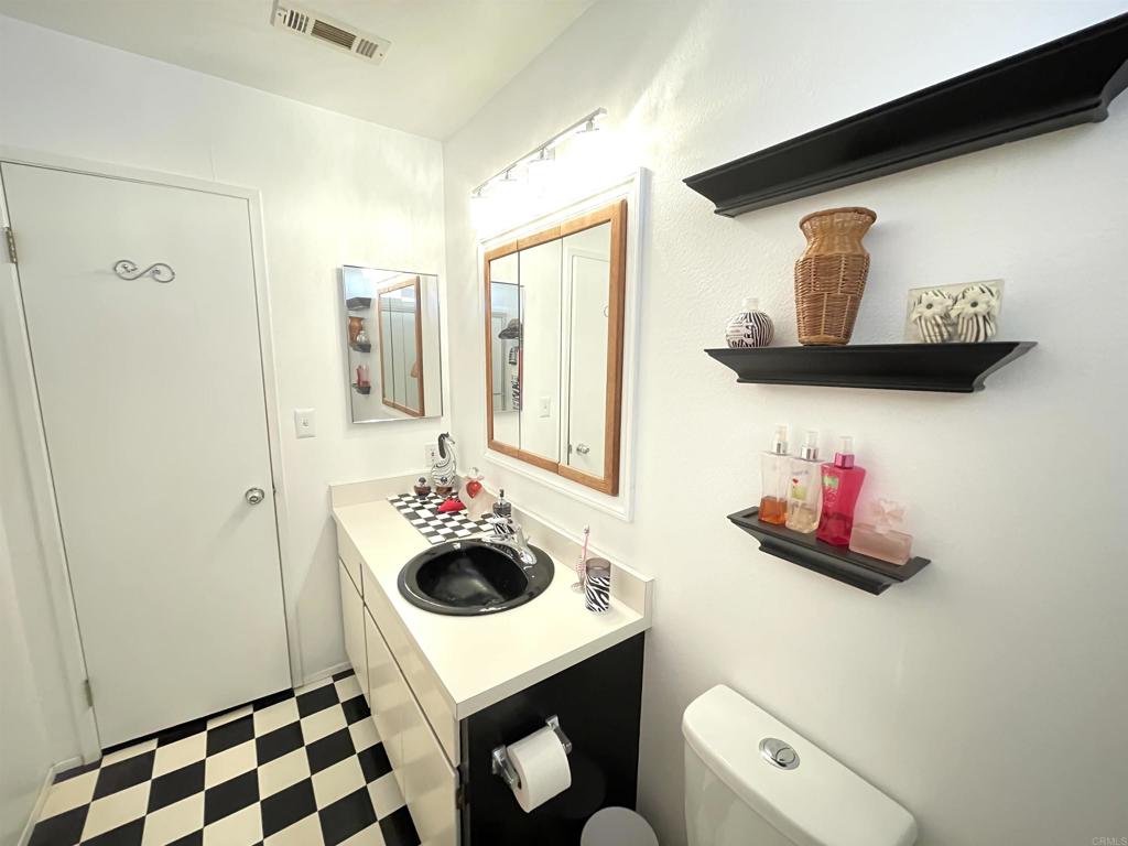 1902 Tierra Del Sol Road Property Photo 29