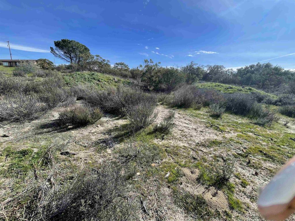 1902 Tierra Del Sol Road Property Photo 33