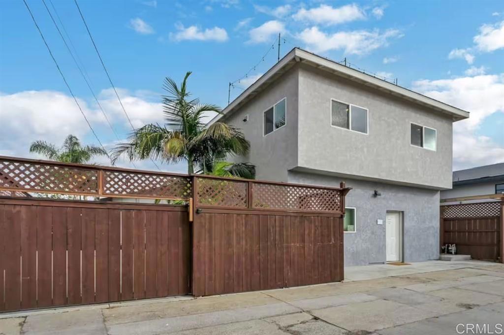 1145 Emerald St Rear (alley) Property Photo 21