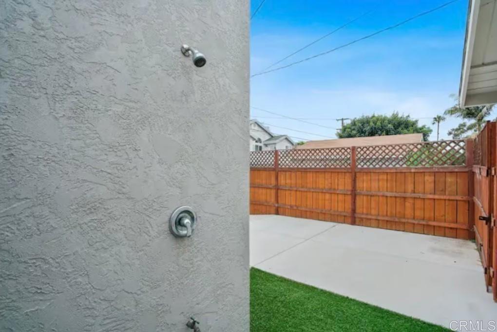 1145 Emerald St Rear (alley) Property Photo 25