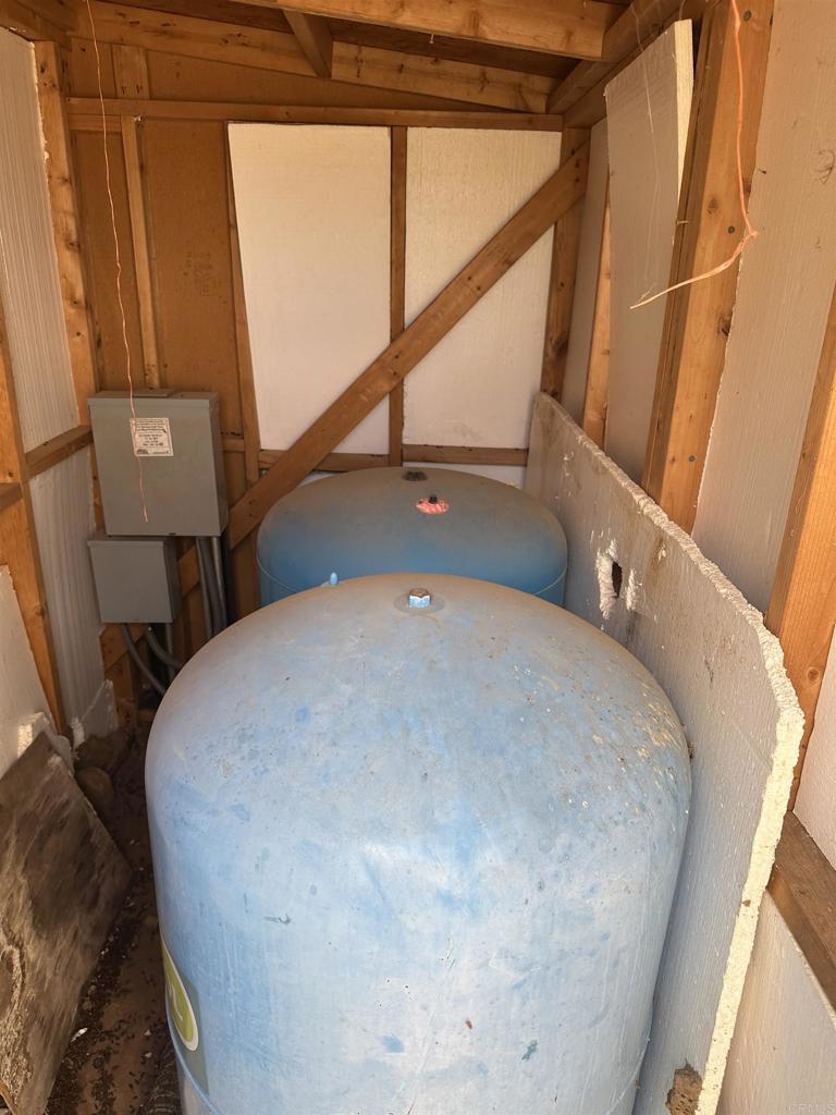 59675 Upper Tule Road Property Photo 4