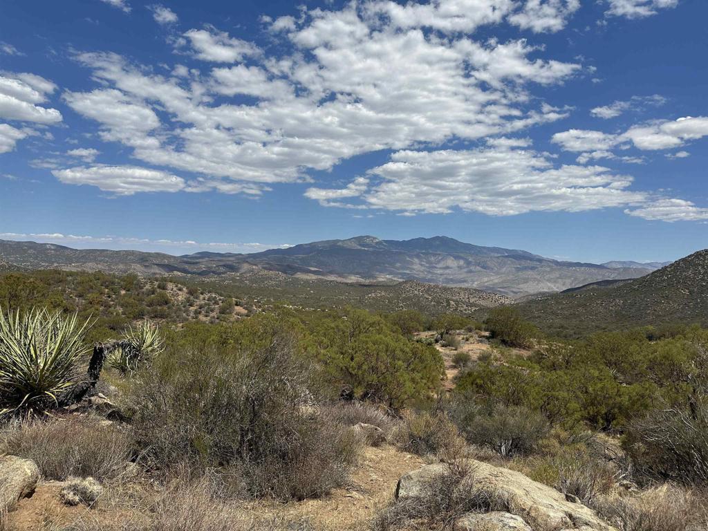 59675 Upper Tule Road Property Photo 6