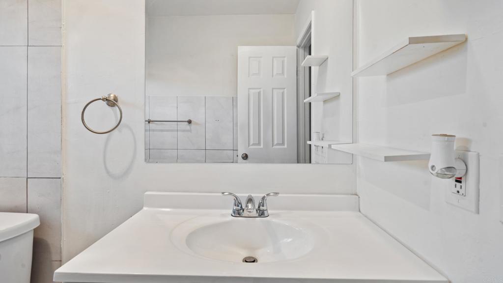 9379 Winter Gardens Blvd 10 Property Photo 10