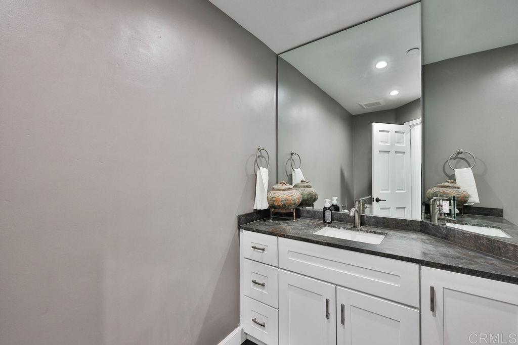 1099 1st 420 Property Photo 14