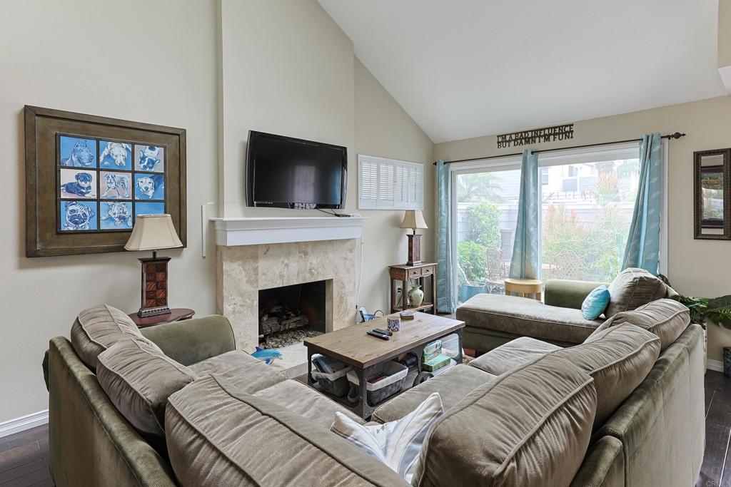 1415 1st Street Property Photo 4