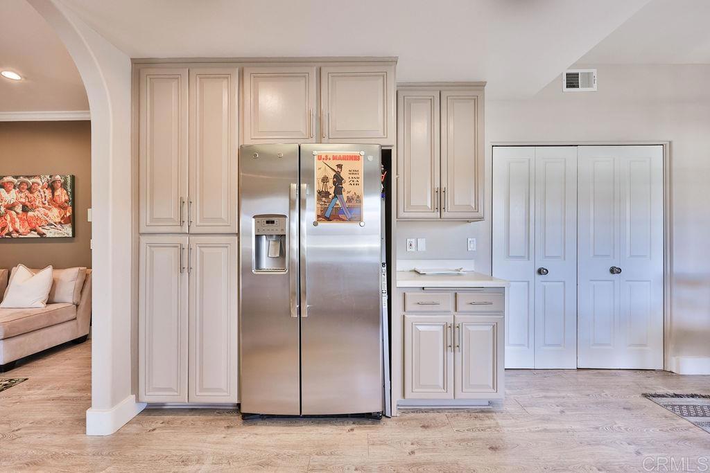229 Orange 3 Property Photo 28