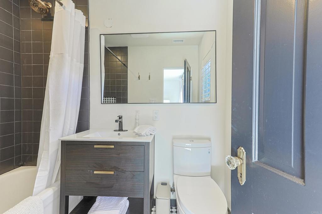 340 Glorietta Place Property Photo 41
