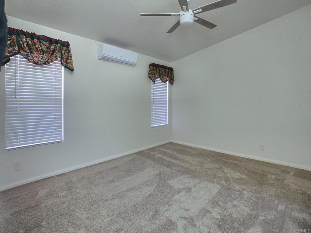 260 E Bradley Avenue 51 Property Photo 4