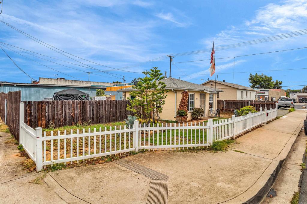 1258 Broadway Property Photo 4