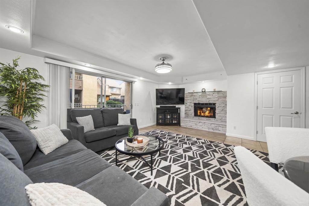 1614 Tina Pl Property Photo 10