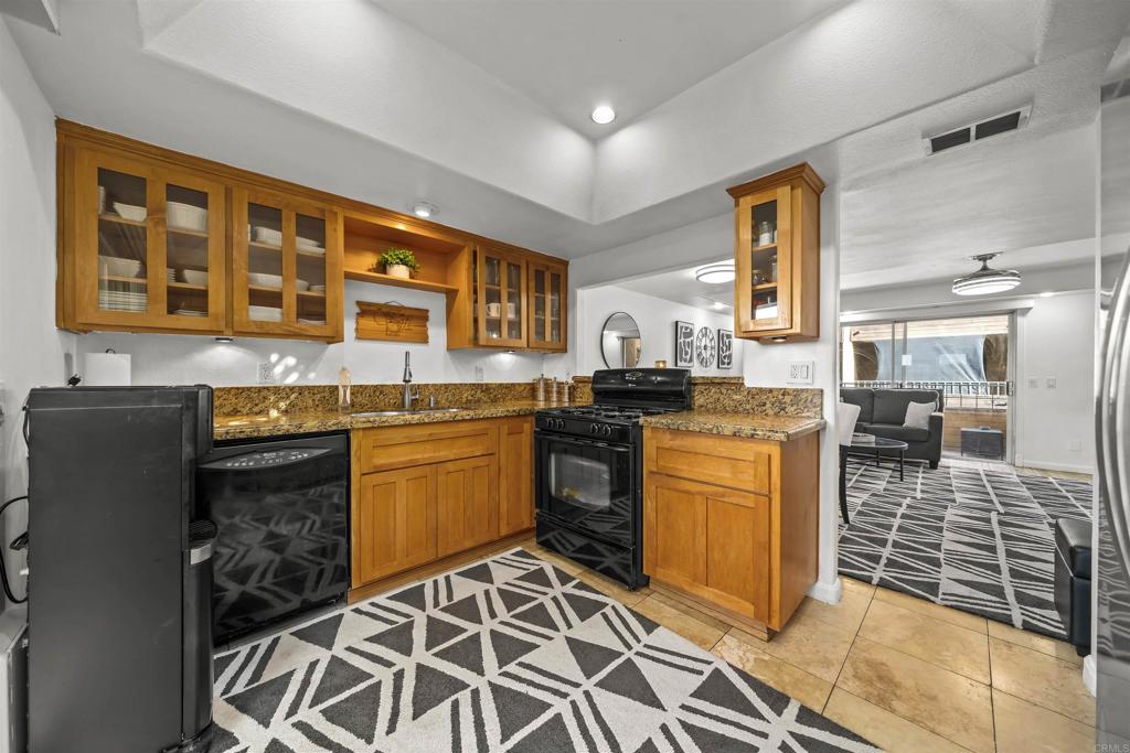 1614 Tina Pl Property Photo 14