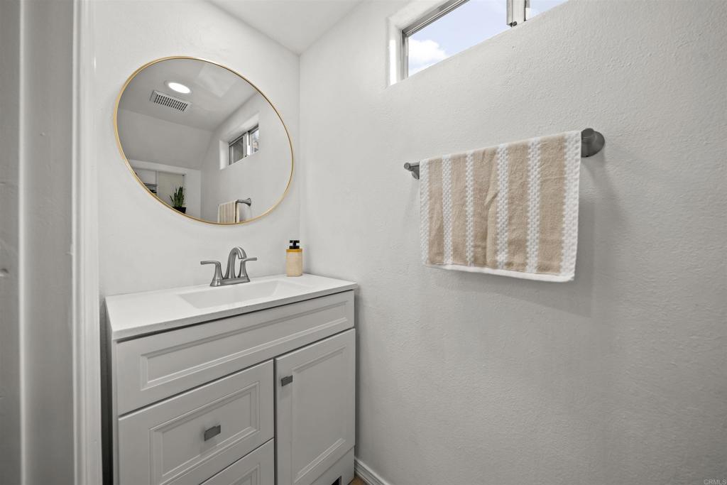 1614 Tina Pl Property Photo 19