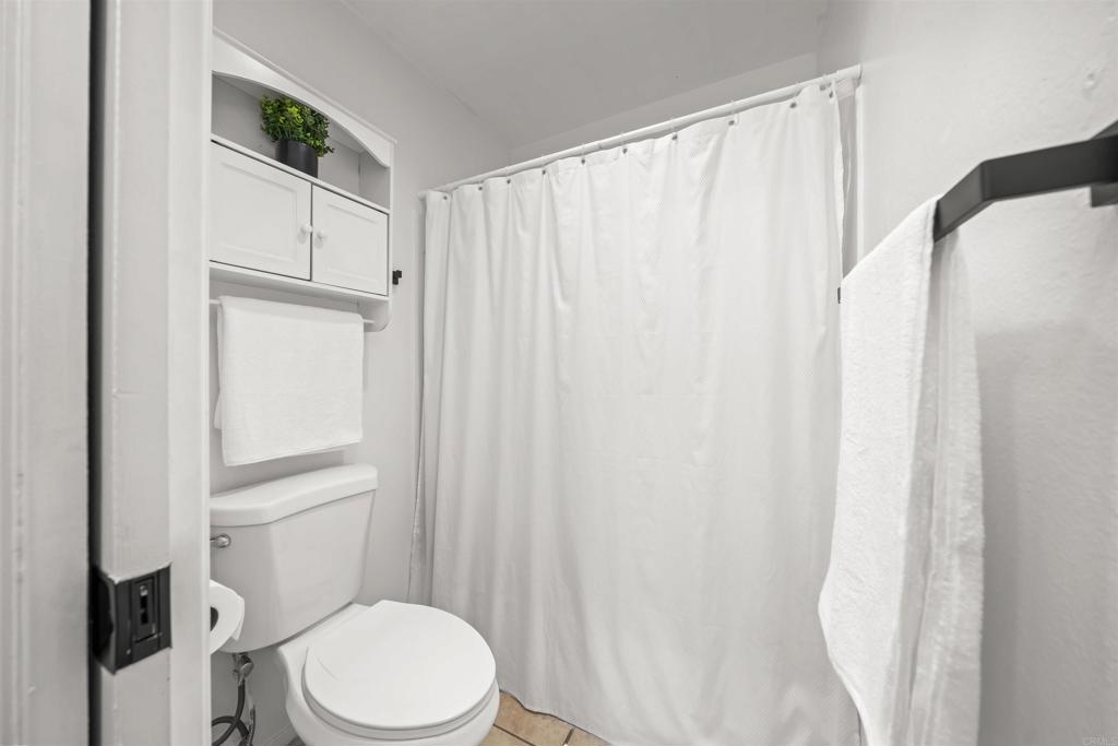 1614 Tina Pl Property Photo 24
