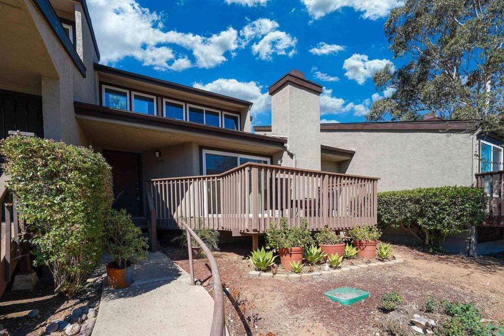 15723 Davis Cup Lane Property Photo 1