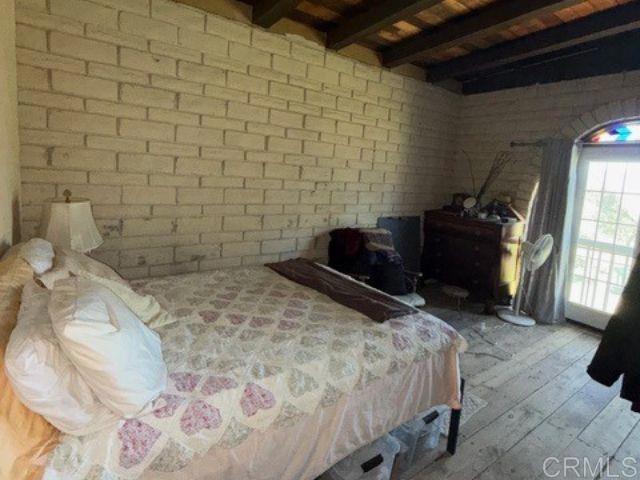 20042 Deerhorn Valley Road Property Photo 13