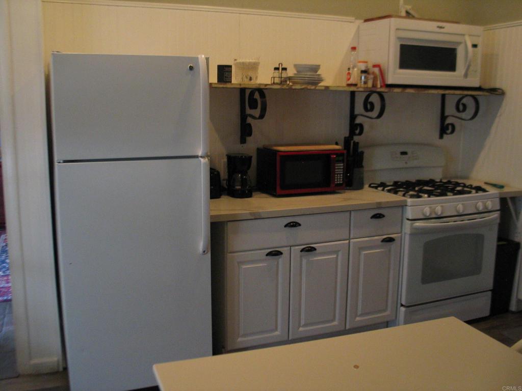 2102 3rd Street Property Photo 9