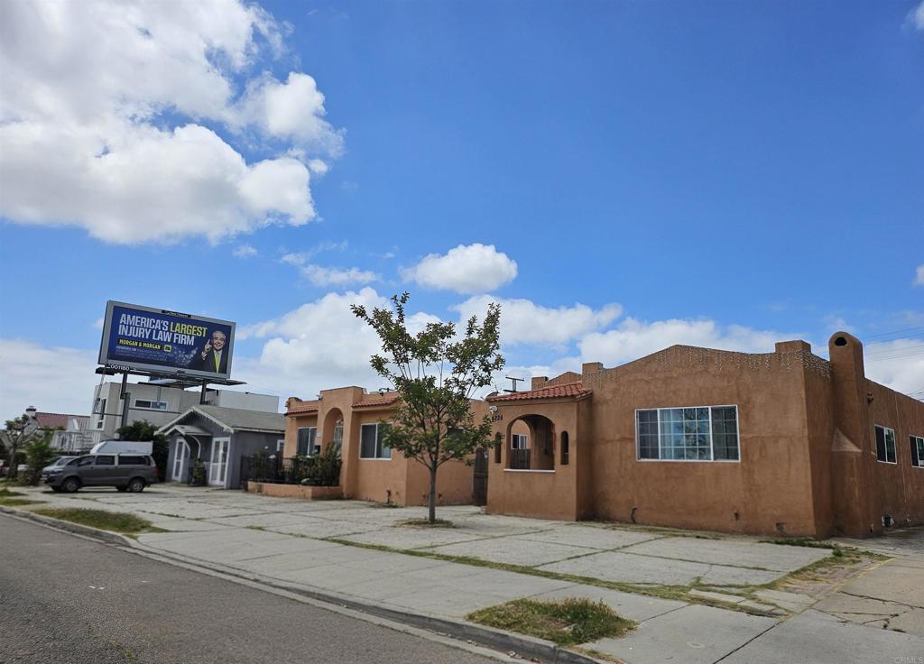 4210 40 Th Street Property Photo 2