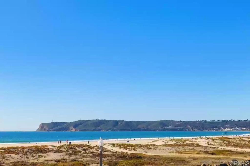 555 Ocean Property Photo 10
