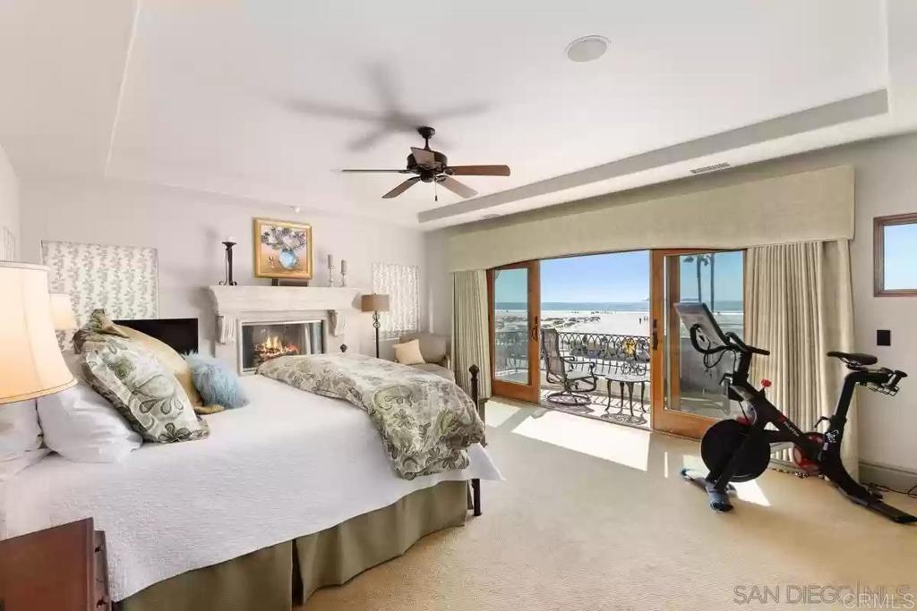 555 Ocean Property Photo 11