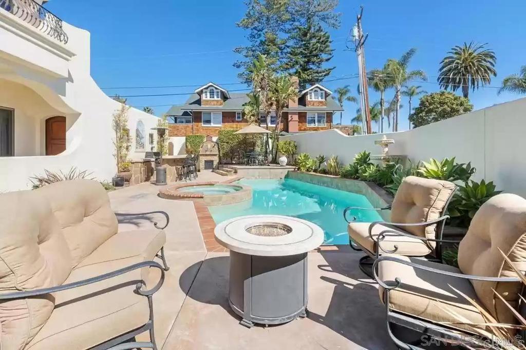 555 Ocean Property Photo 31