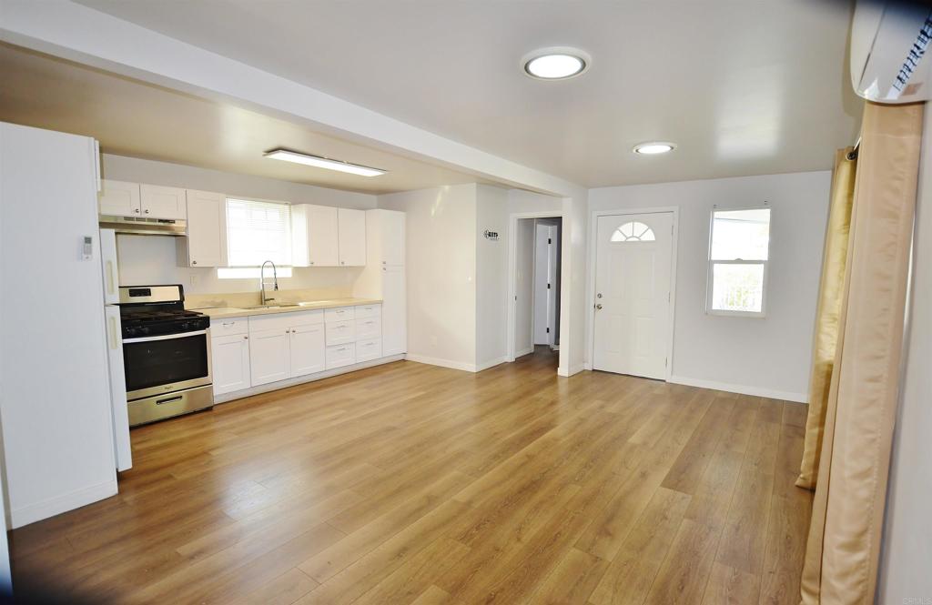 1425 Second Avenue 105 Property Photo 7