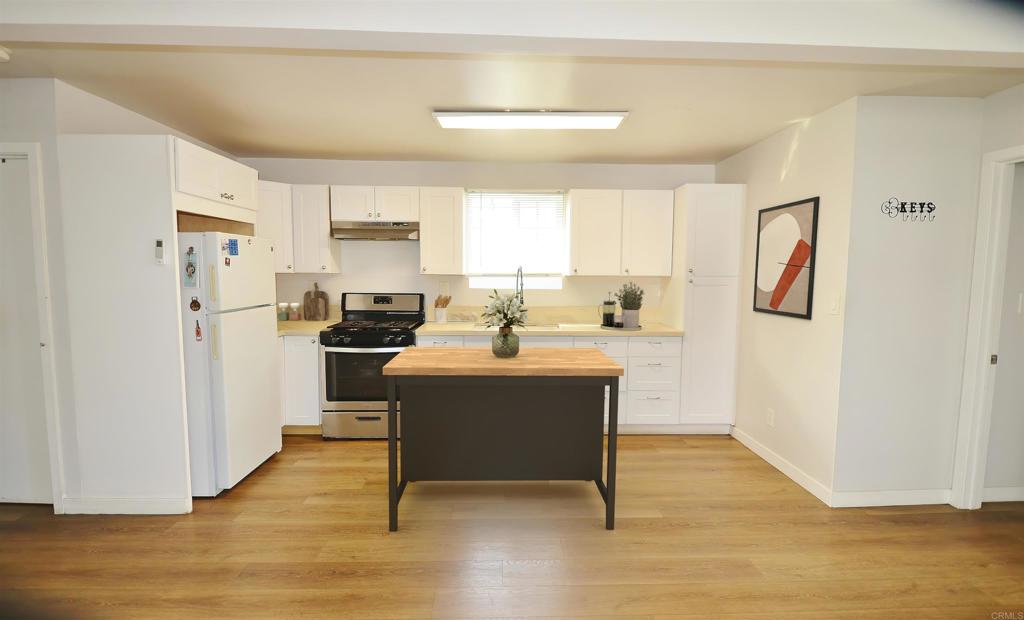 1425 Second Avenue 105 Property Photo 11