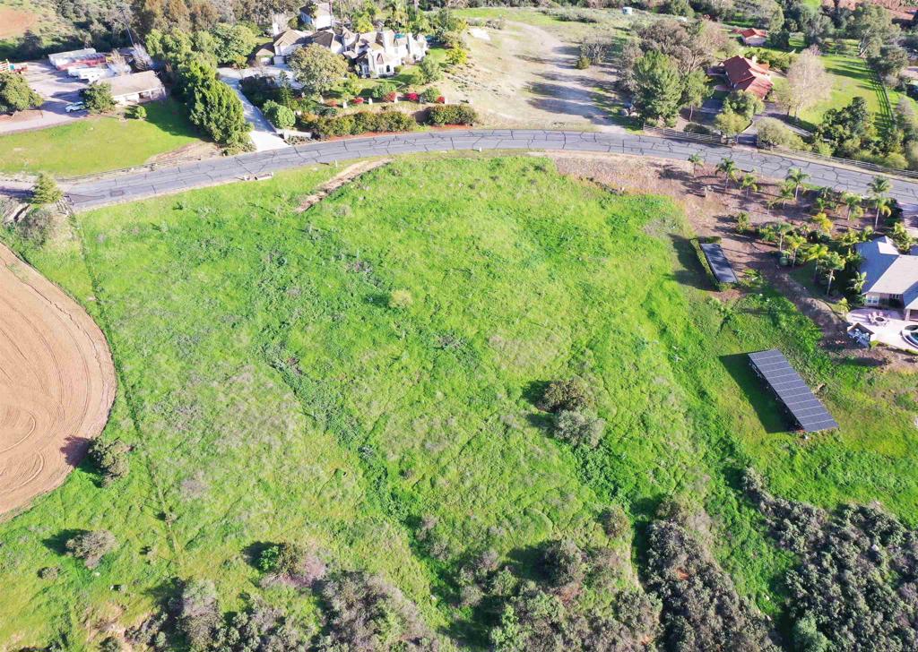 15223 Presilla Drive Property Photo 7