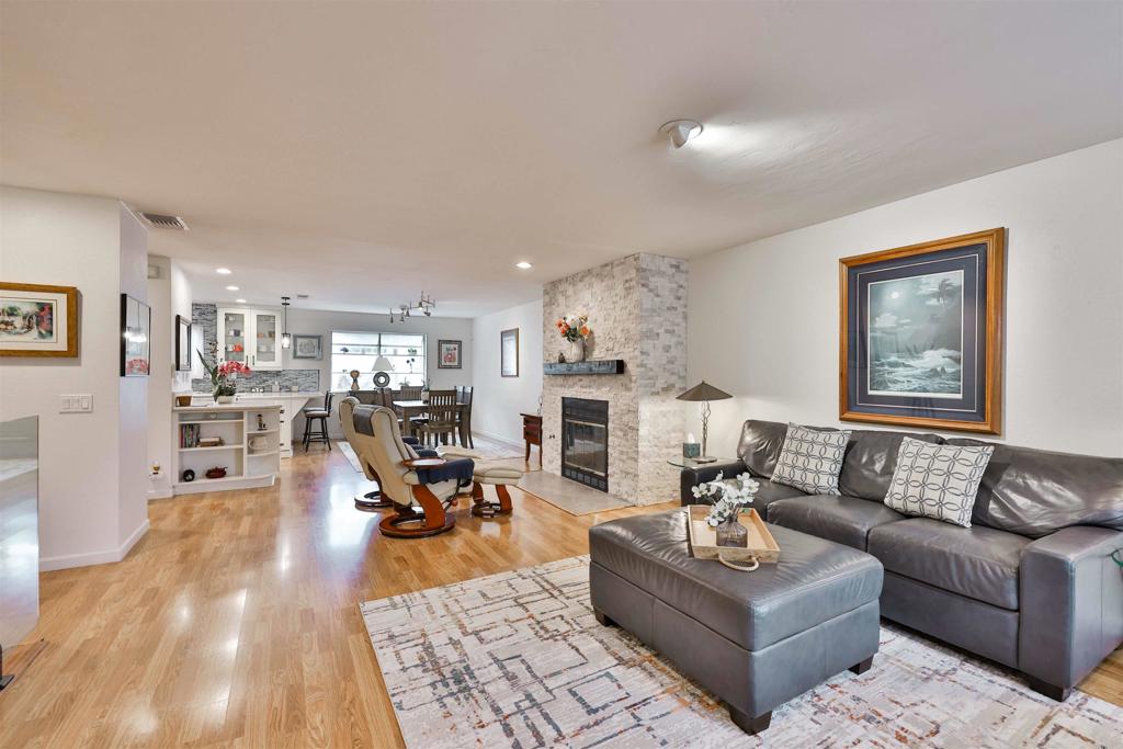 850 C Avenue 4 Property Photo 4