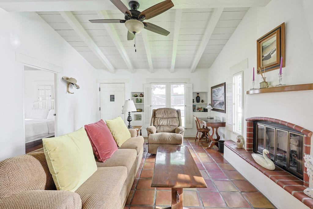 817 Margarita Property Photo 5