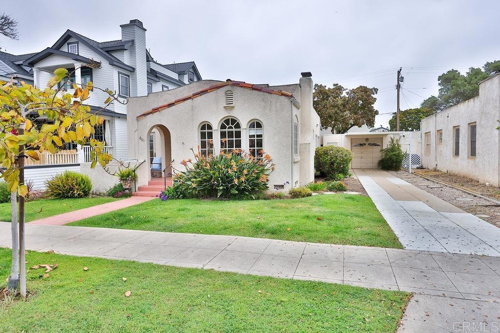 861 G Avenue Property Photo 1