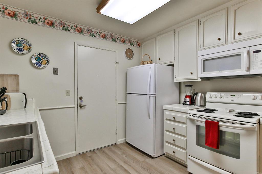 1068 Isabella Avenue Property Photo 16