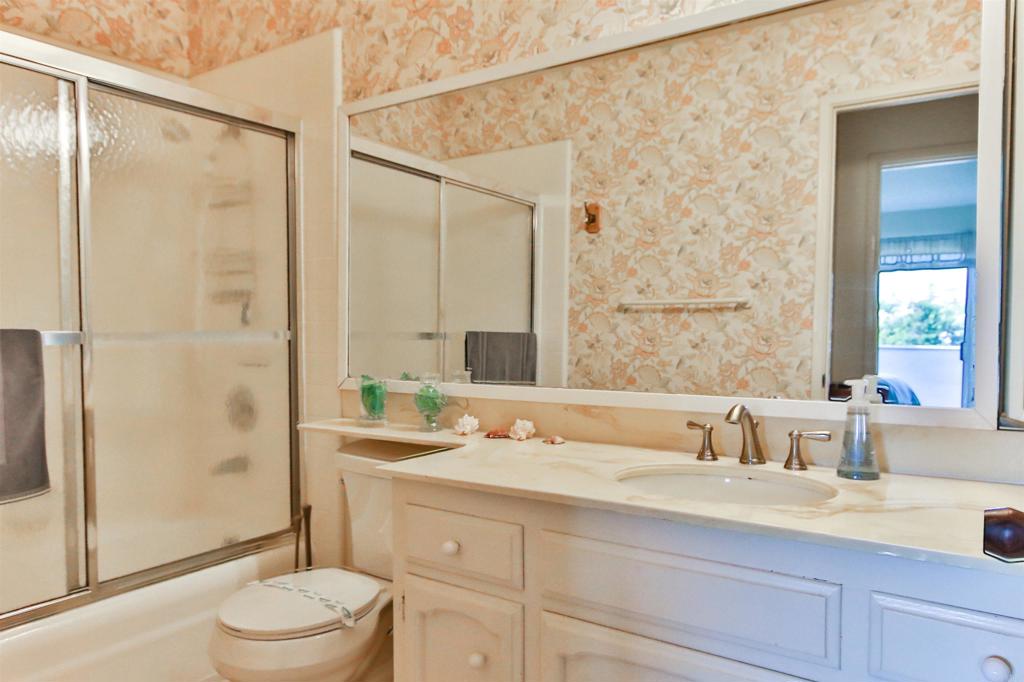 1068 Isabella Avenue Property Photo 31