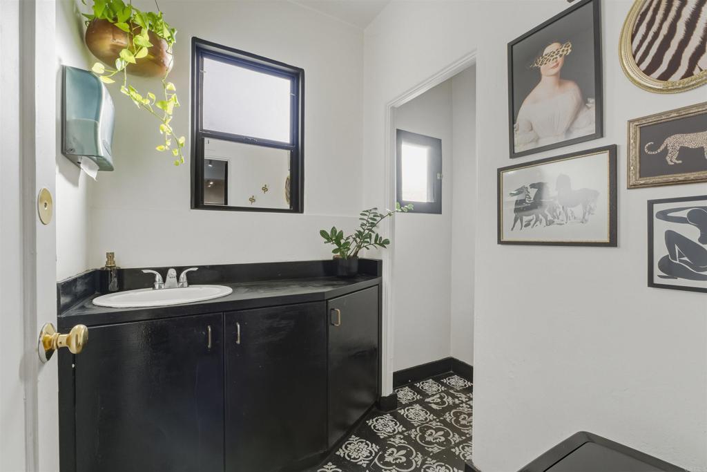 3065 Reynard Way Property Photo 42