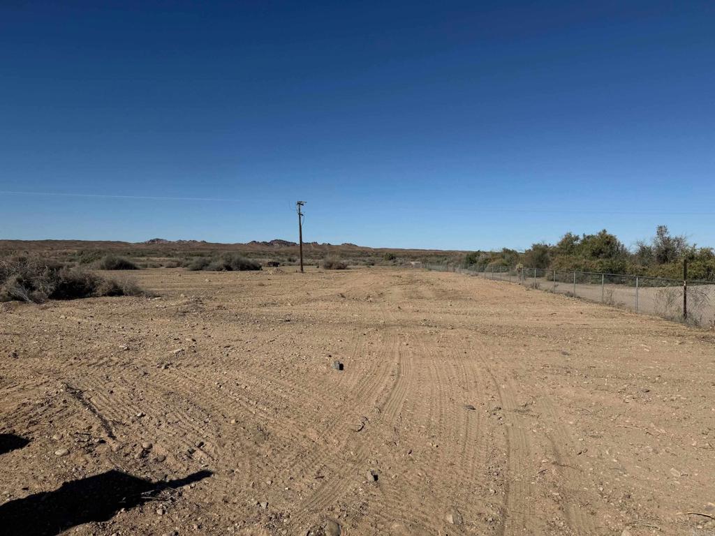 2655 Rio Hacienda Way Property Photo 2