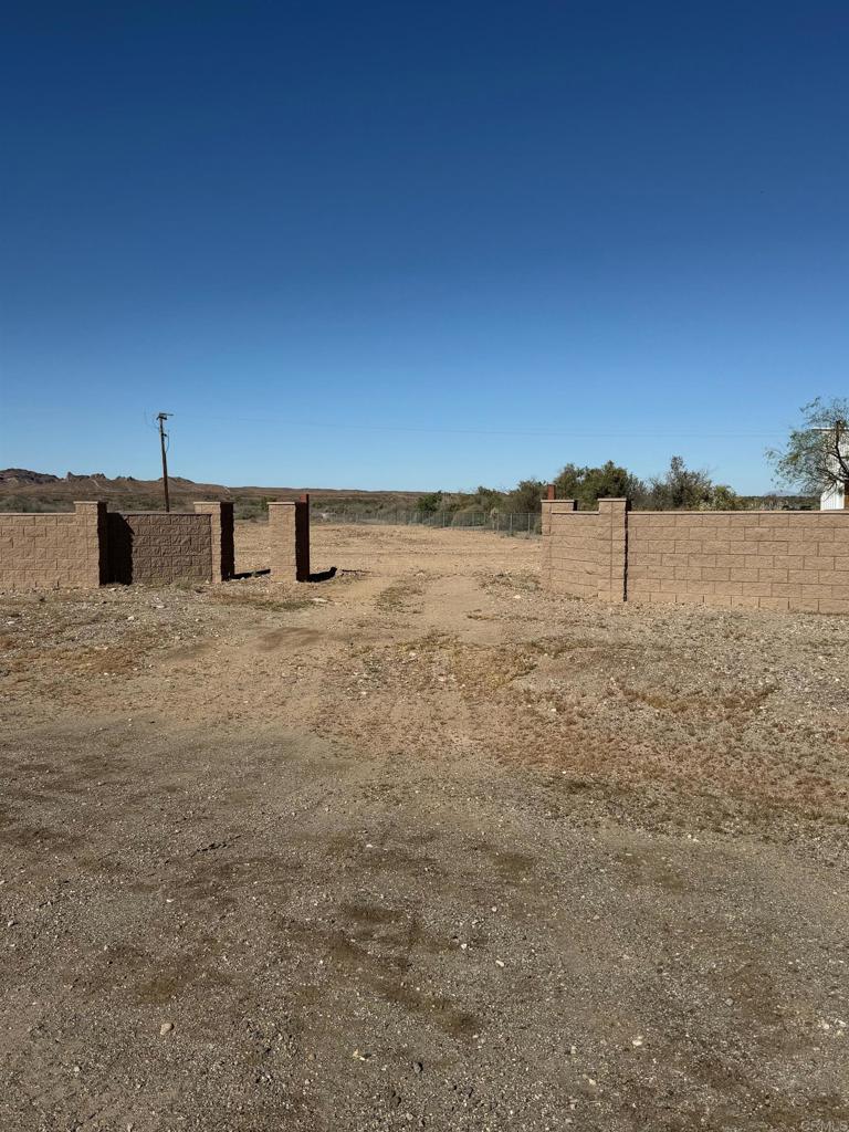 2655 Rio Hacienda Way Property Photo 3