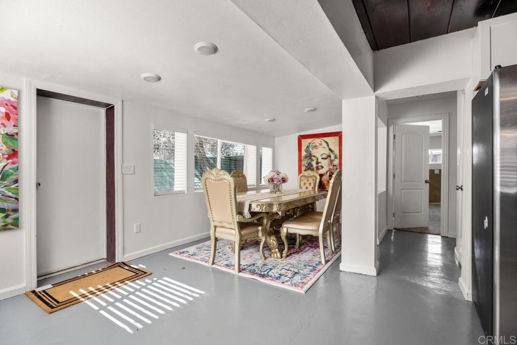 2758 Ribbonwood Property Photo 8