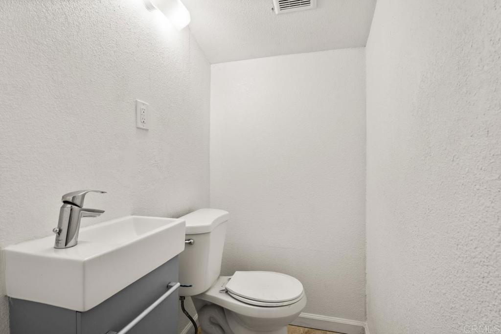 2758 Ribbonwood Property Photo 19