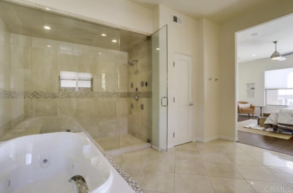 1518 Monmouth Drive Property Photo 9
