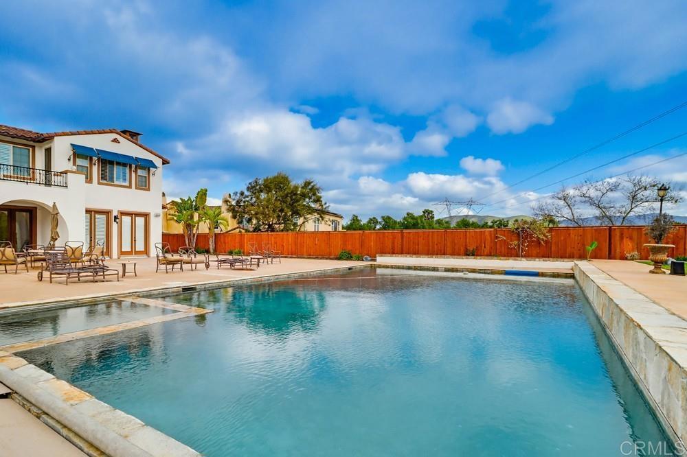 2932 Ranch Gate Rd Property Photo 4