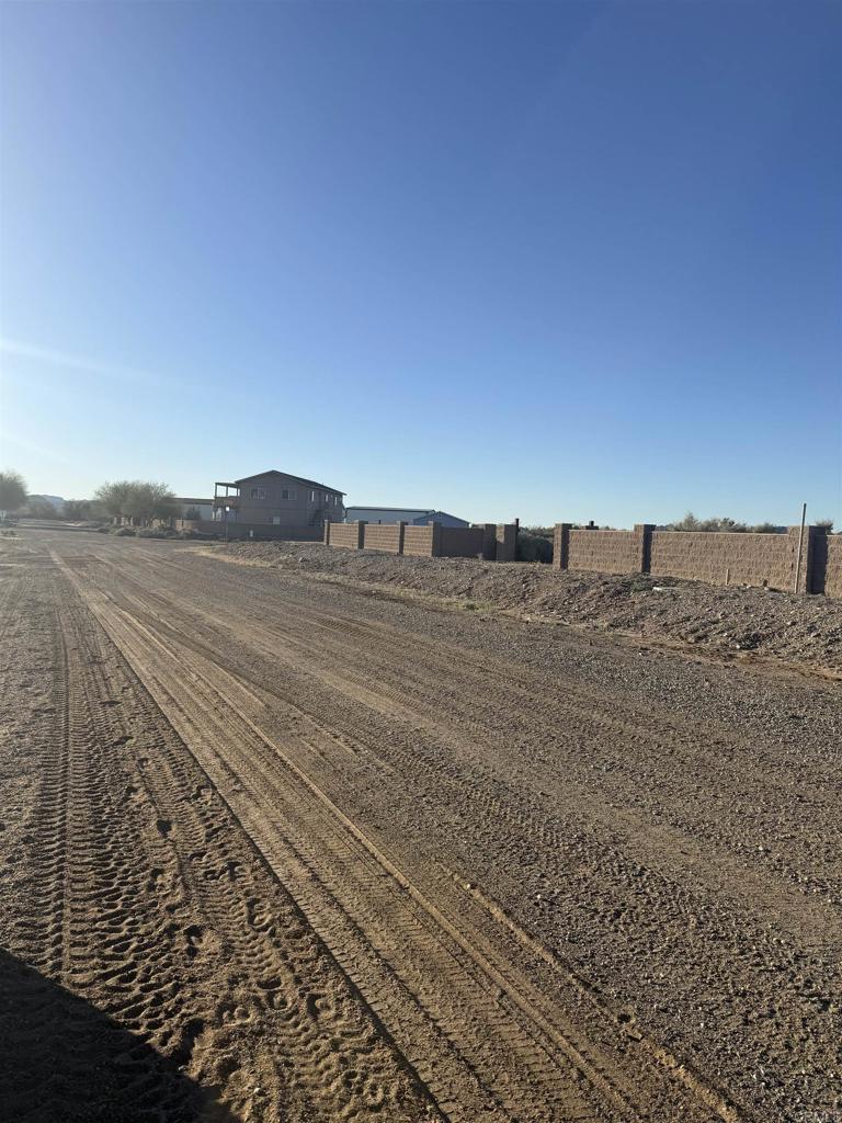 2657 Rio Hacienda Way Property Photo 4