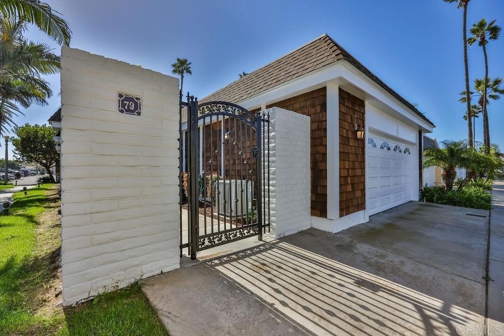 79 Half Moon Bend Property Photo 8