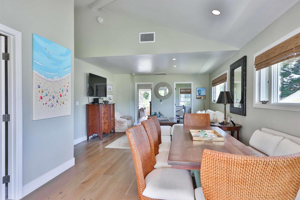810 D Avenue Property Photo 8