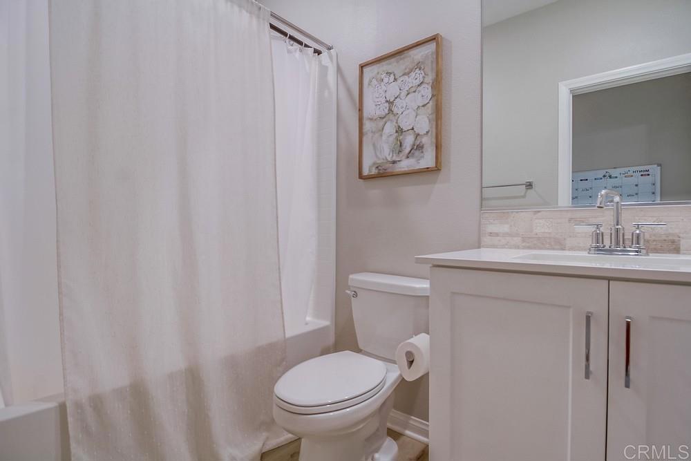 2304 Trevi Cir Property Photo 32