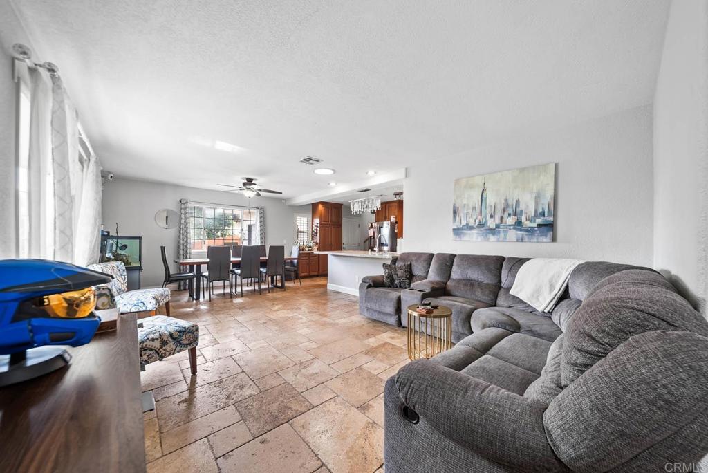 10820 Dutton Drive Property Photo 6
