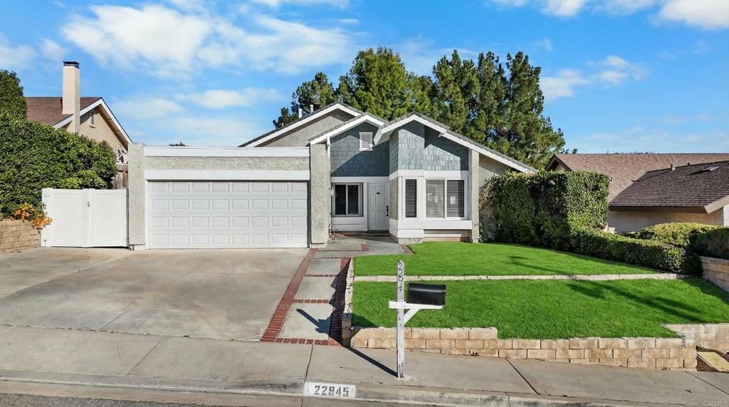 22945 Magnolia Glen Drive Property Photo 1