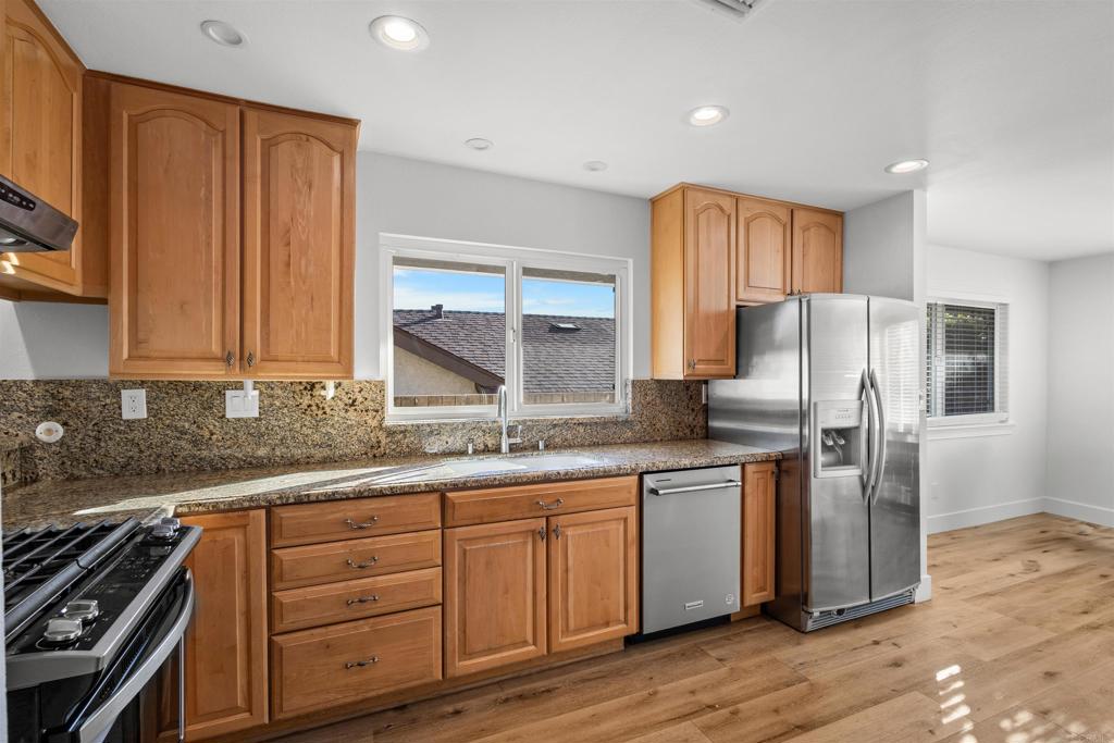 22945 Magnolia Glen Drive Property Photo 11