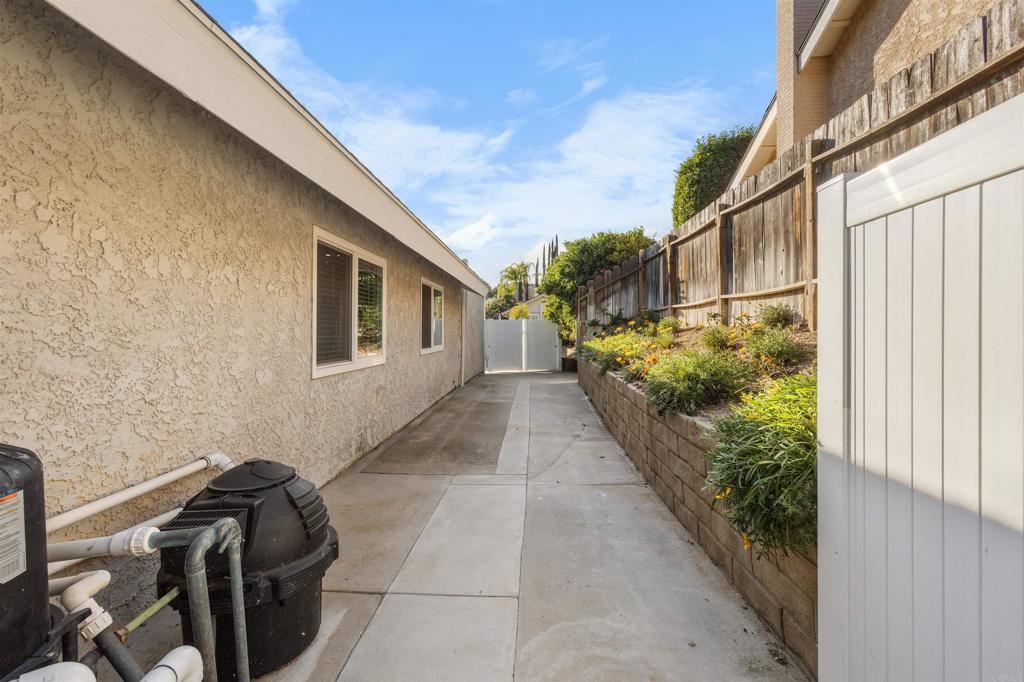 22945 Magnolia Glen Drive Property Photo 29