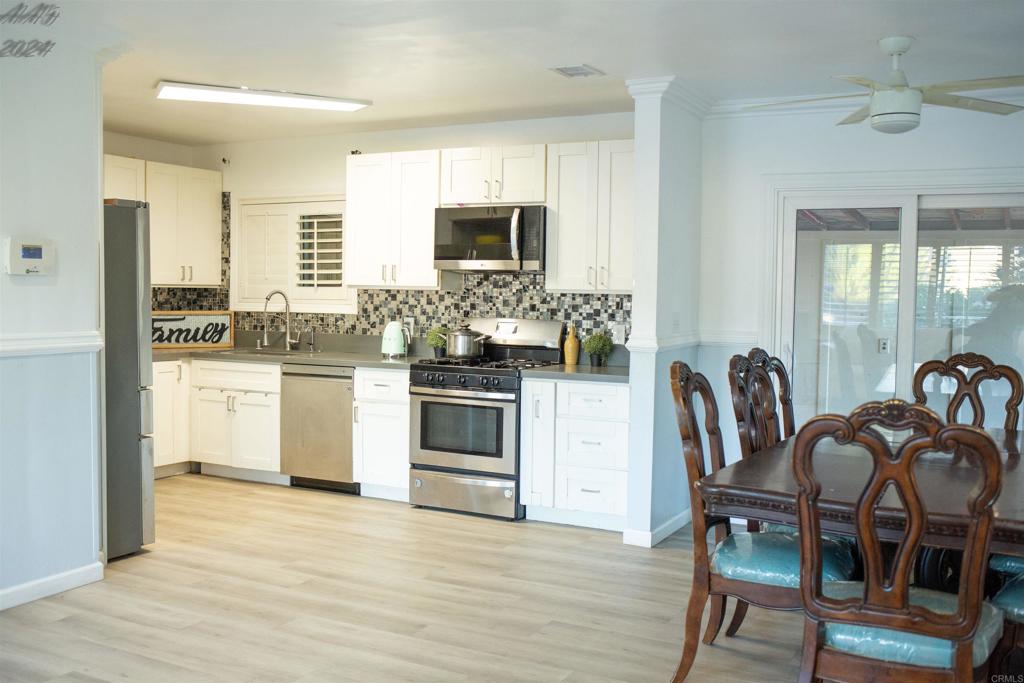 3422 Trophy Property Photo 5