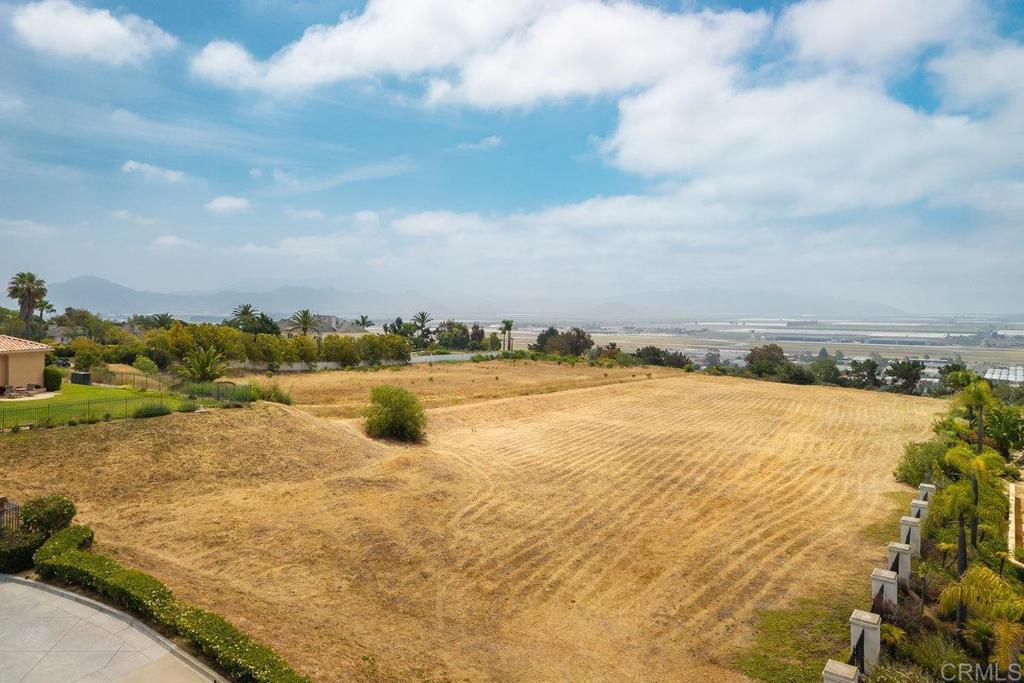 1009 Corte Barroso Property Photo 10
