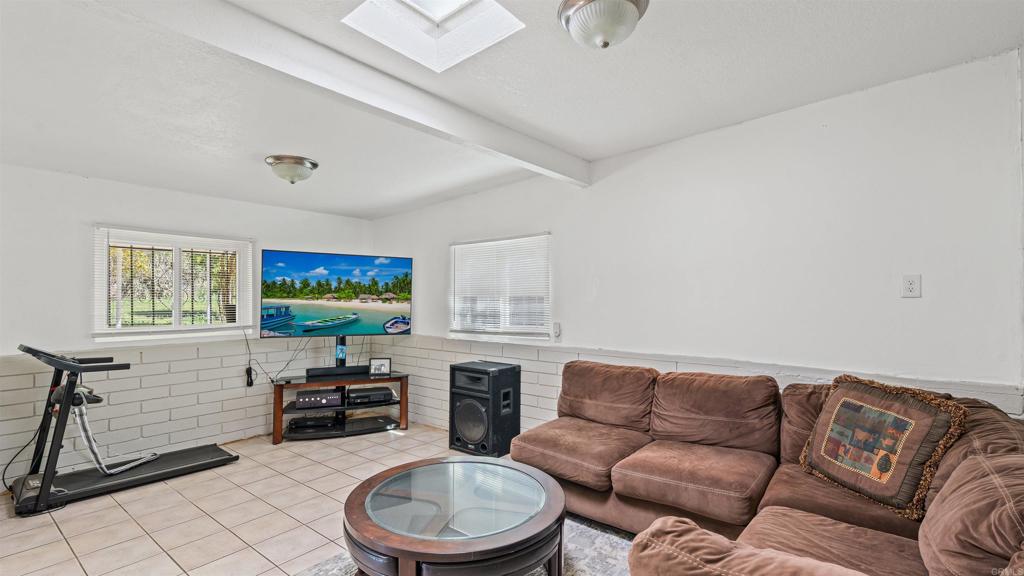6020 Albemarle St Property Photo 17